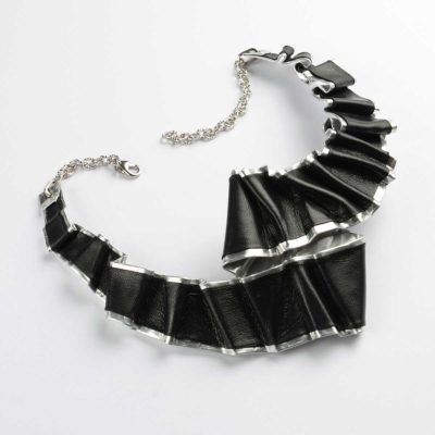 Collier SC36P-N.Nero