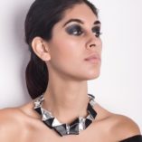 Collier SC23P-N.Nero